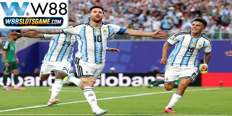 Lionel Messi giúp Albiceleste giành trọn vẹn 3 điểm trên bảng xếp hạng